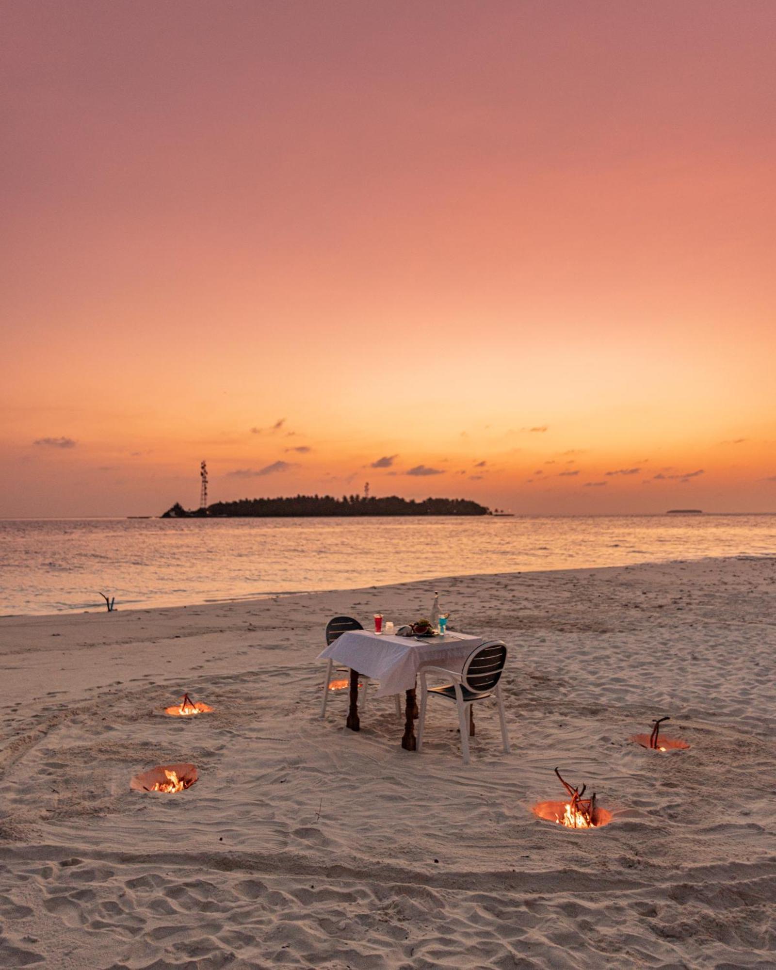 Dhoani Maldives Guesthouse Kendhoo Exterior photo